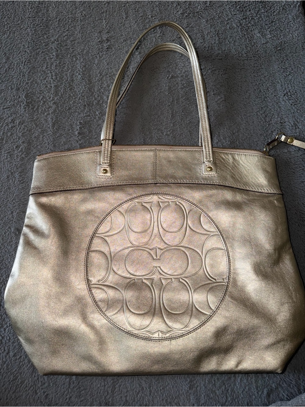 Coach Leather Bag Signature Laura Metallic Tote Logo Embossed Purse Handbag